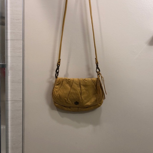 Lucky Brand yellow leather purse - Picture 5 of 7